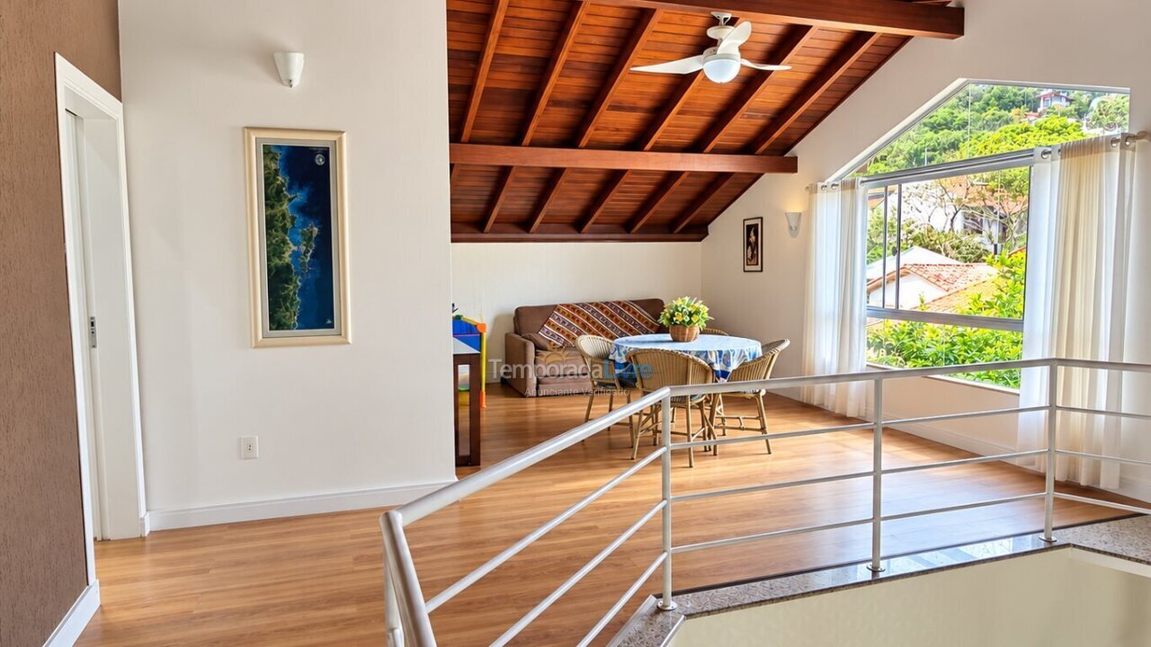 Casa para aluguel de temporada em Florianopolis (Canasvieiras)
