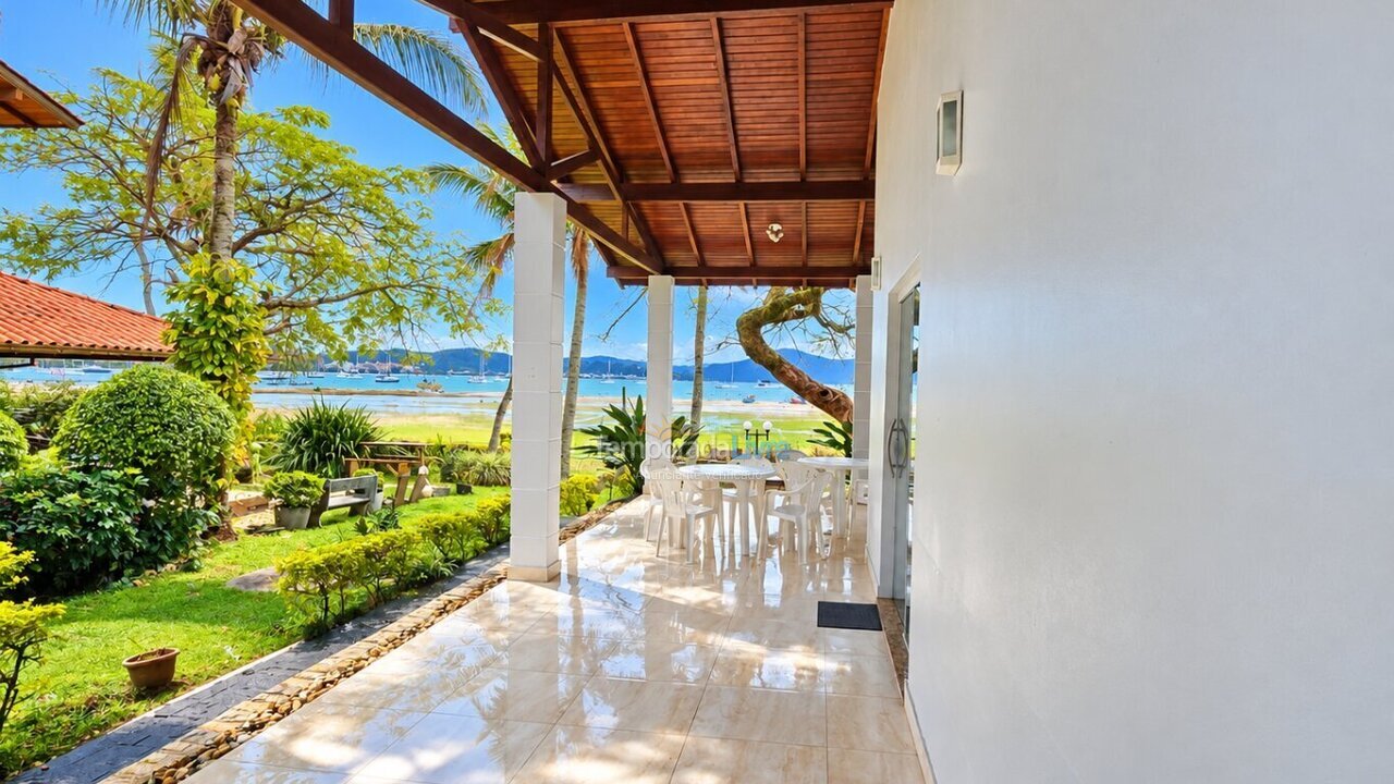Casa para aluguel de temporada em Florianopolis (Canasvieiras)