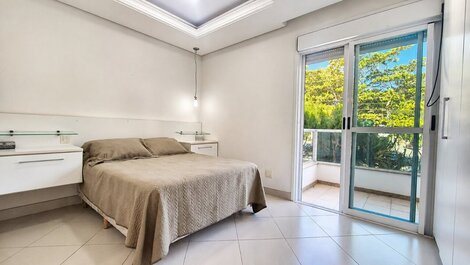 TEMPORADA | Jurerê | 3 quartos | 500 m da praia