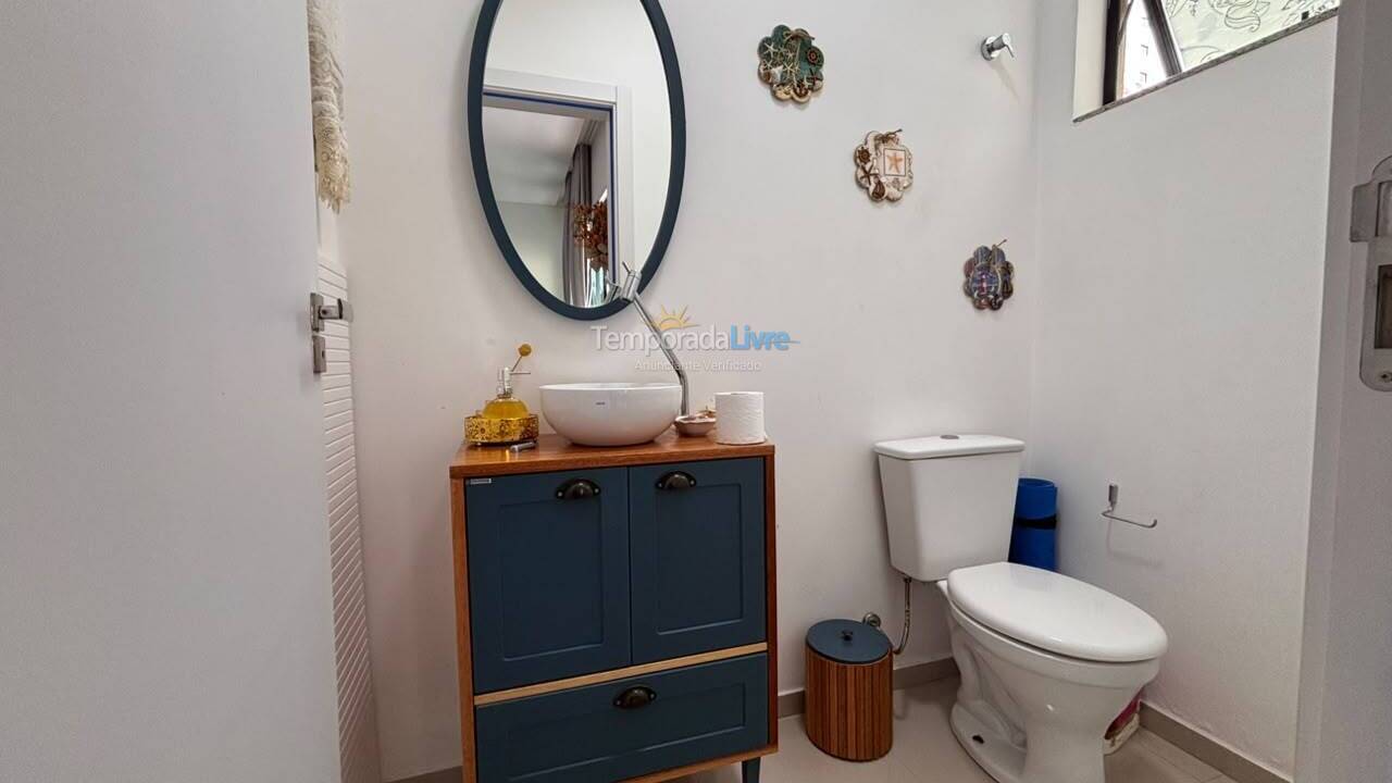 Apartamento para aluguel de temporada em Itapema (Meia Praia)