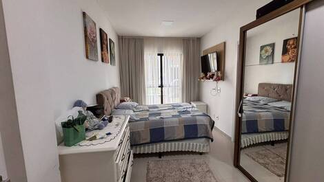 ÓTIMO APARTAMENTO COM DUAS SUÍTES