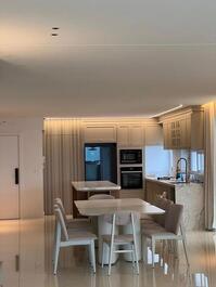 Precioso apartamento con 4 suites.