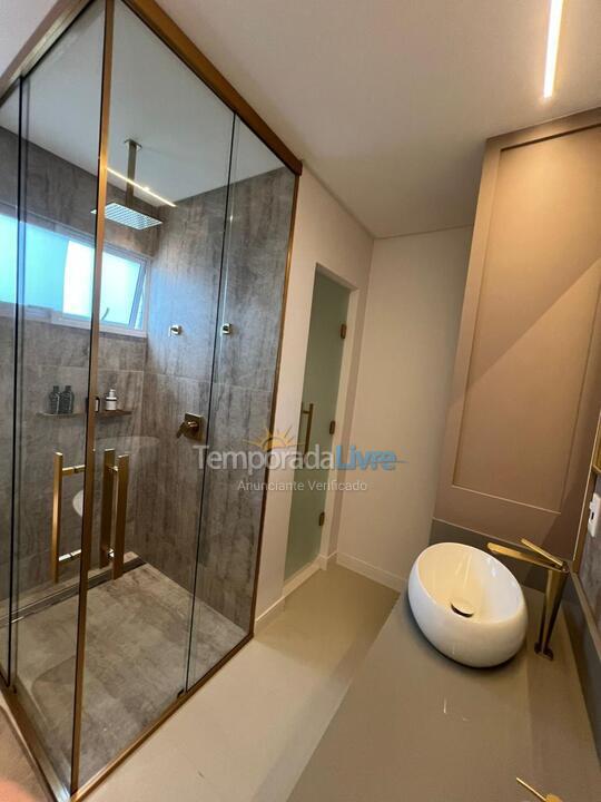 Apartamento para alquiler de vacaciones em Itapema (Meia Praia)