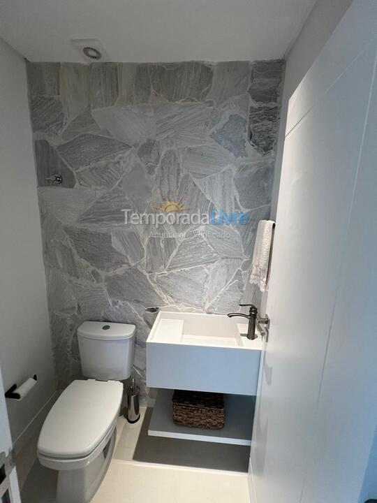 Apartamento para alquiler de vacaciones em Itapema (Meia Praia)