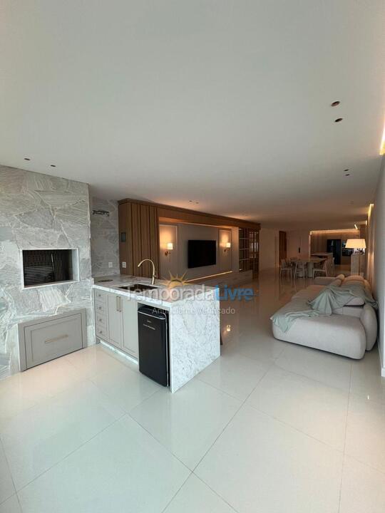 Apartamento para alquiler de vacaciones em Itapema (Meia Praia)