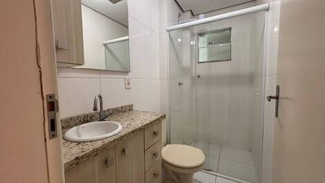 Great apartment for 5 people in Meia Praia.