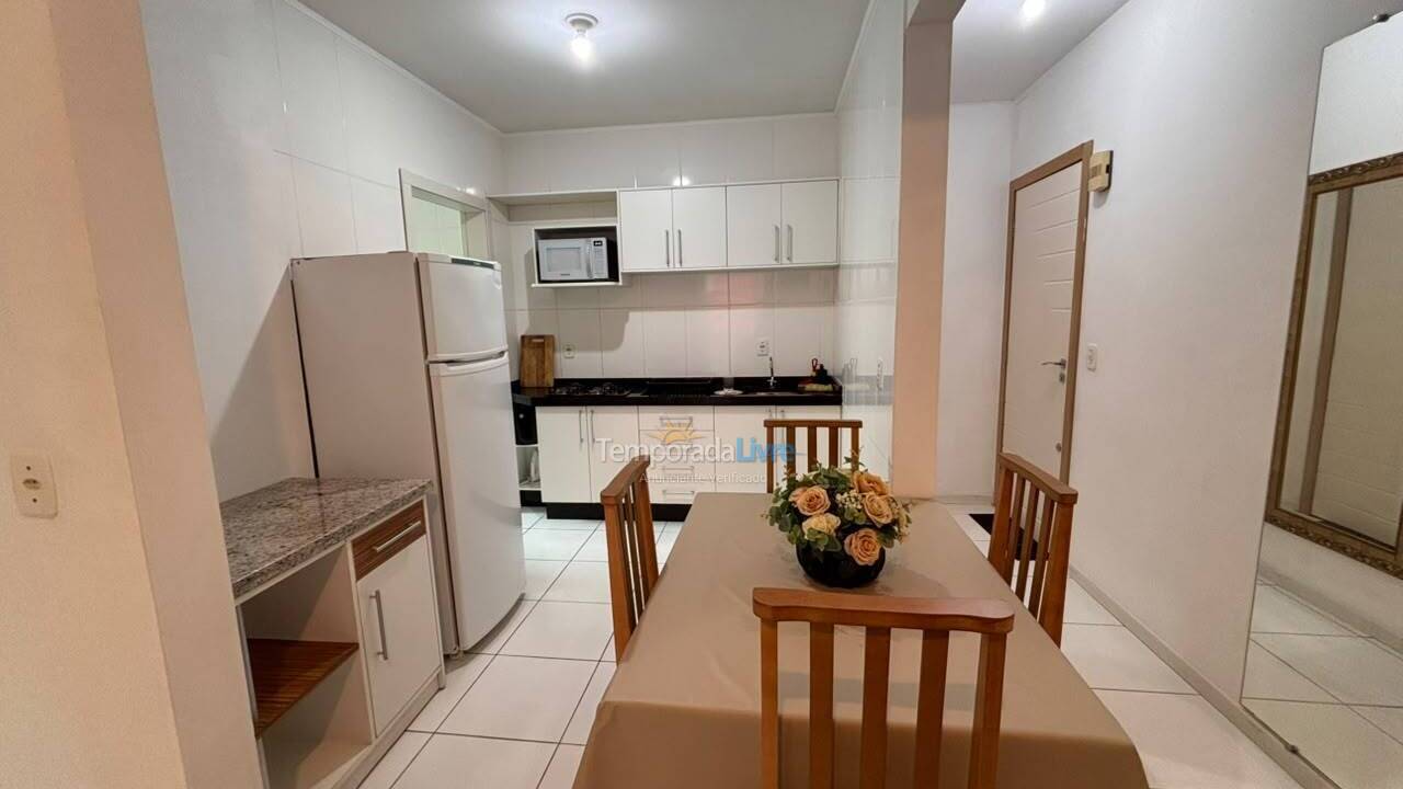 Apartment for vacation rental in Itapema (Meia Praia)