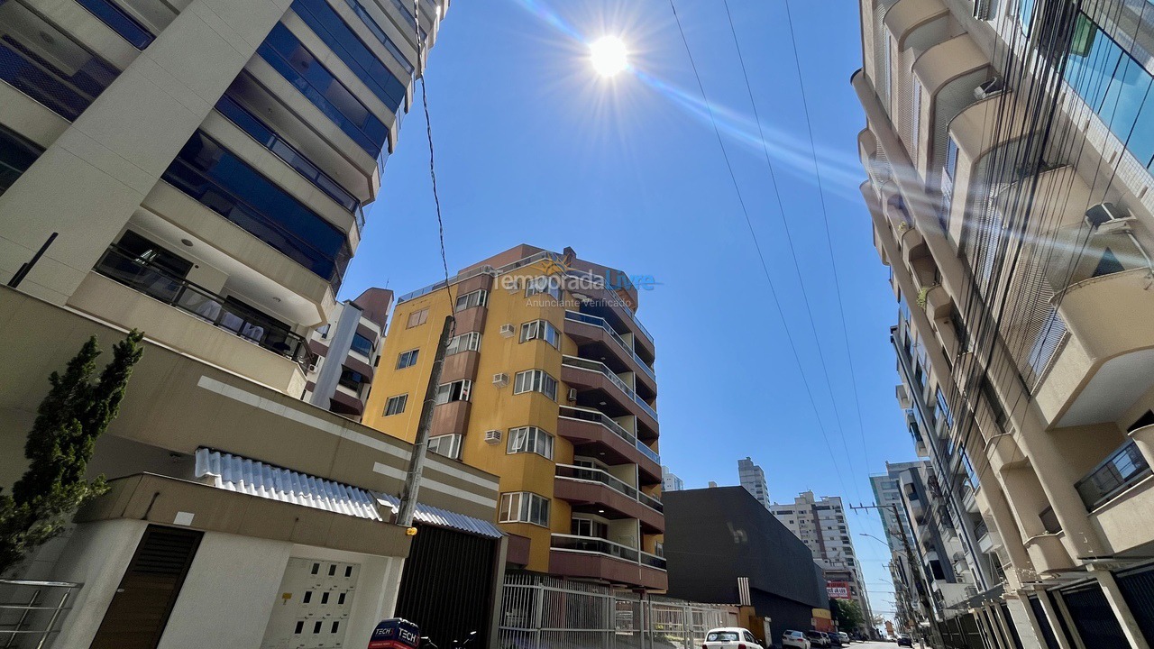 Apartment for vacation rental in Itapema (Meia Praia)