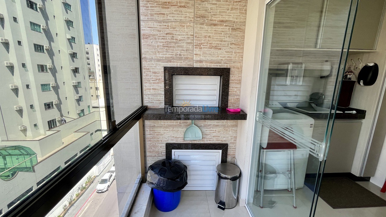 Apartment for vacation rental in Itapema (Meia Praia)