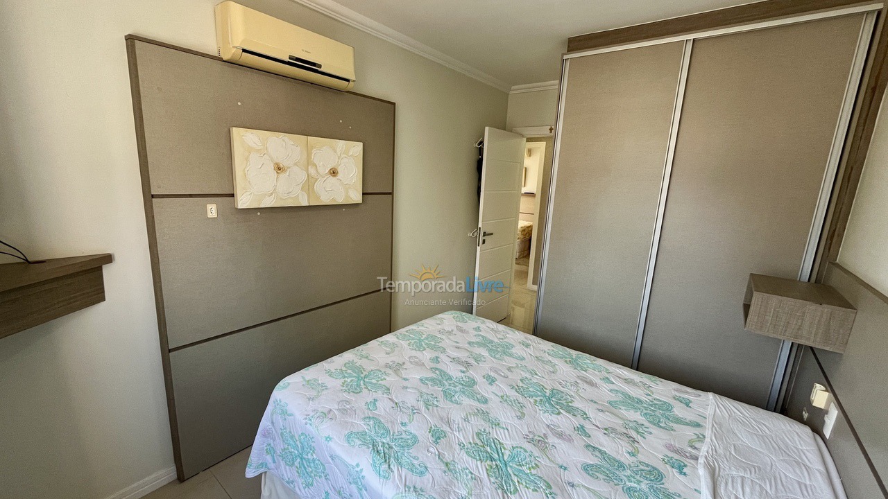 Apartment for vacation rental in Itapema (Meia Praia)