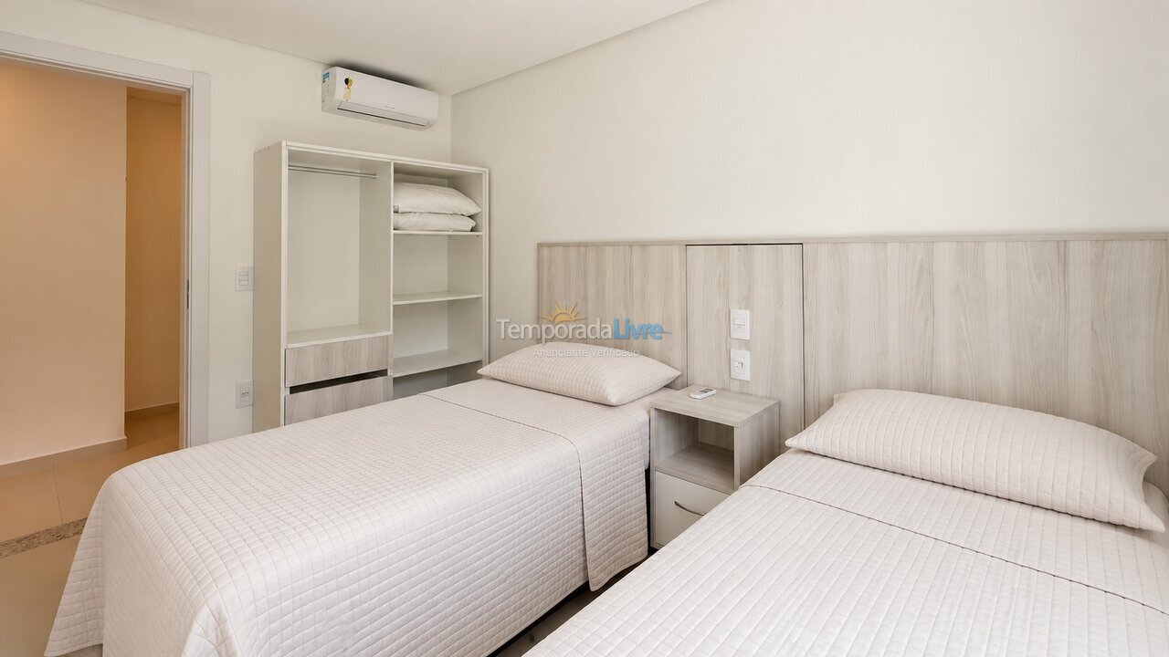 Apartamento para aluguel de temporada em Bombinhas (Praia de Bombas)