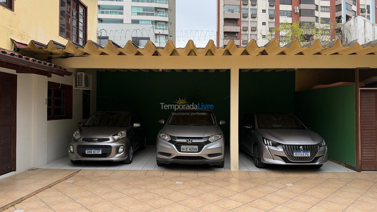 Apartamento para aluguel de temporada em Florianópolis (Centro)