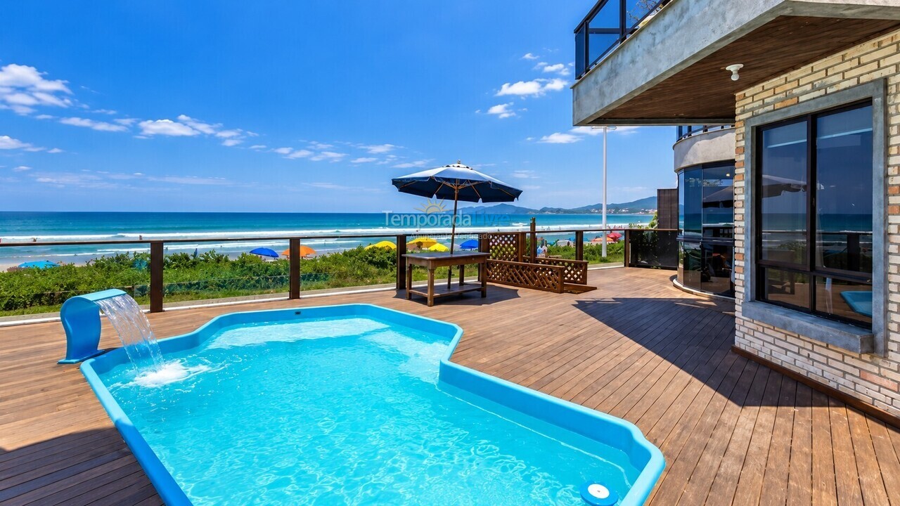 House for vacation rental in Bombinhas (Praia de Bombas)