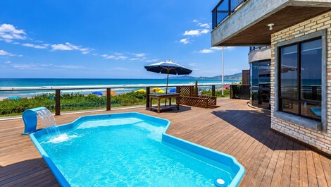 House by the sea for Vacation Rental in Bombinhas - SC.