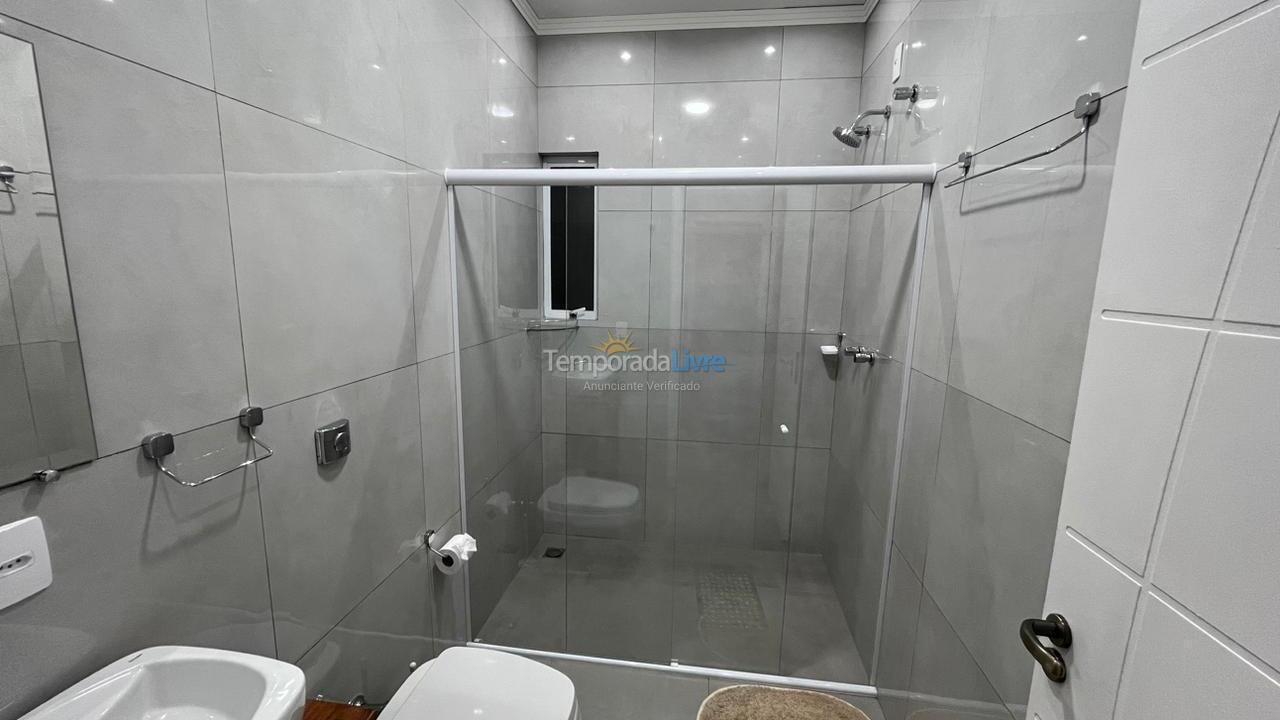 Casa para aluguel de temporada em Campos do Jordão (Imbiry)