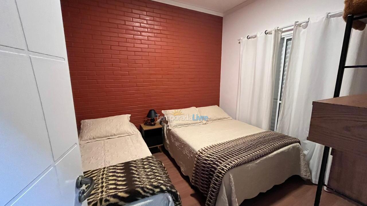 Casa para aluguel de temporada em Campos do Jordão (Imbiry)