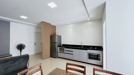 Aluga-se Apartamento Com 02 Dormitórios, Praia De Palmas