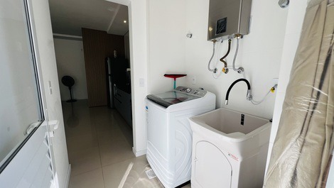 Aluga-se Apartamento Com 02 Dormitórios, Praia De Palmas