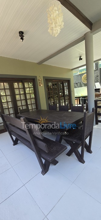 Casa para aluguel de temporada em São Sebastião (Juquehy)