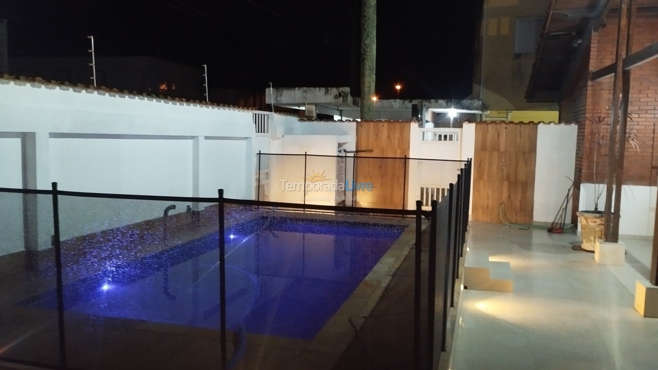 Casa para alquiler de vacaciones em Ubatuba (Praia Grande)