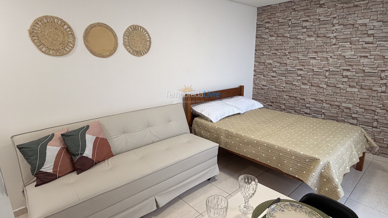 Apartamento para aluguel de temporada em Bombinhas (Praia de Canto Grande Mar de Fora)