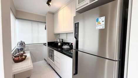 Vacation rental: 2 bedrooms, Avenida Brasil, Balneário Camboriú