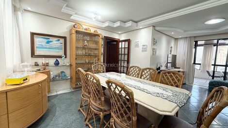 Vacation rental, 3 bedrooms, Balneário Camboriú