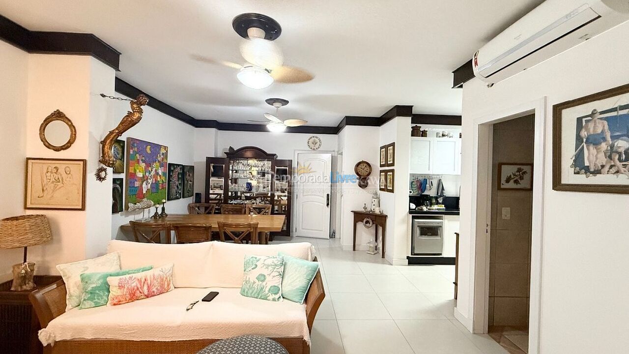 Apartamento para aluguel de temporada em Balneário Camboriú (Praia Central)