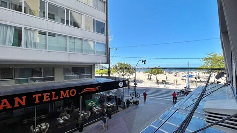 Locação temporada: 3 quartos prédio frente mar Balneário Camboriú