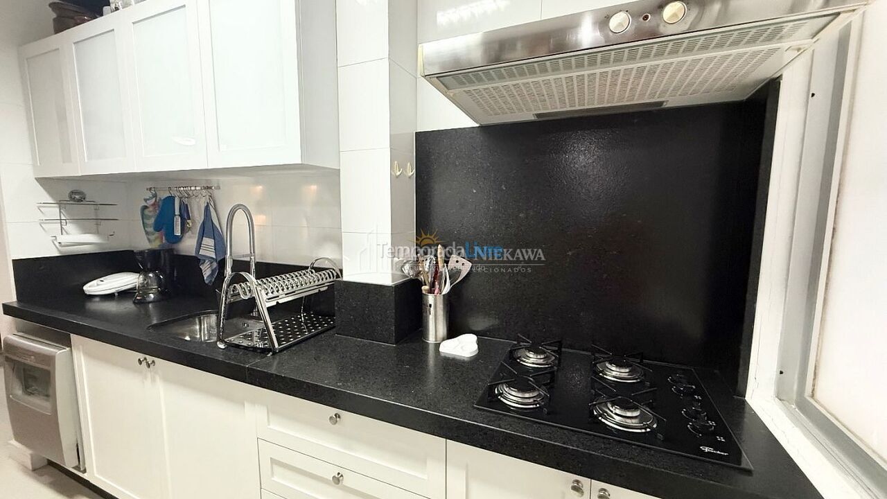 Apartamento para aluguel de temporada em Balneário Camboriú (Praia Central)