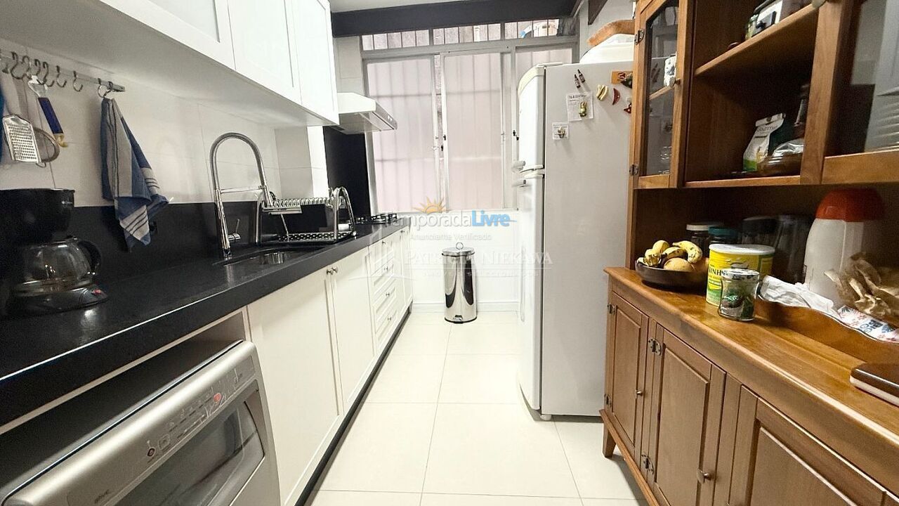Apartamento para aluguel de temporada em Balneário Camboriú (Praia Central)