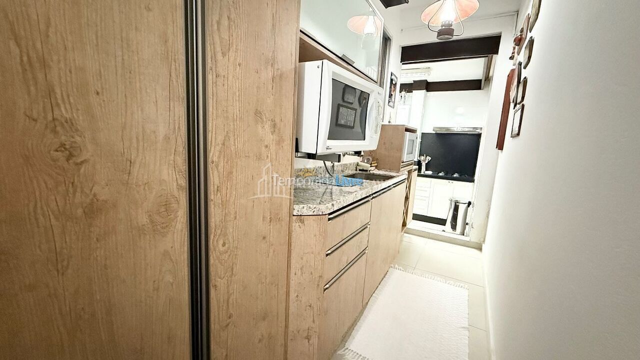 Apartamento para aluguel de temporada em Balneário Camboriú (Praia Central)