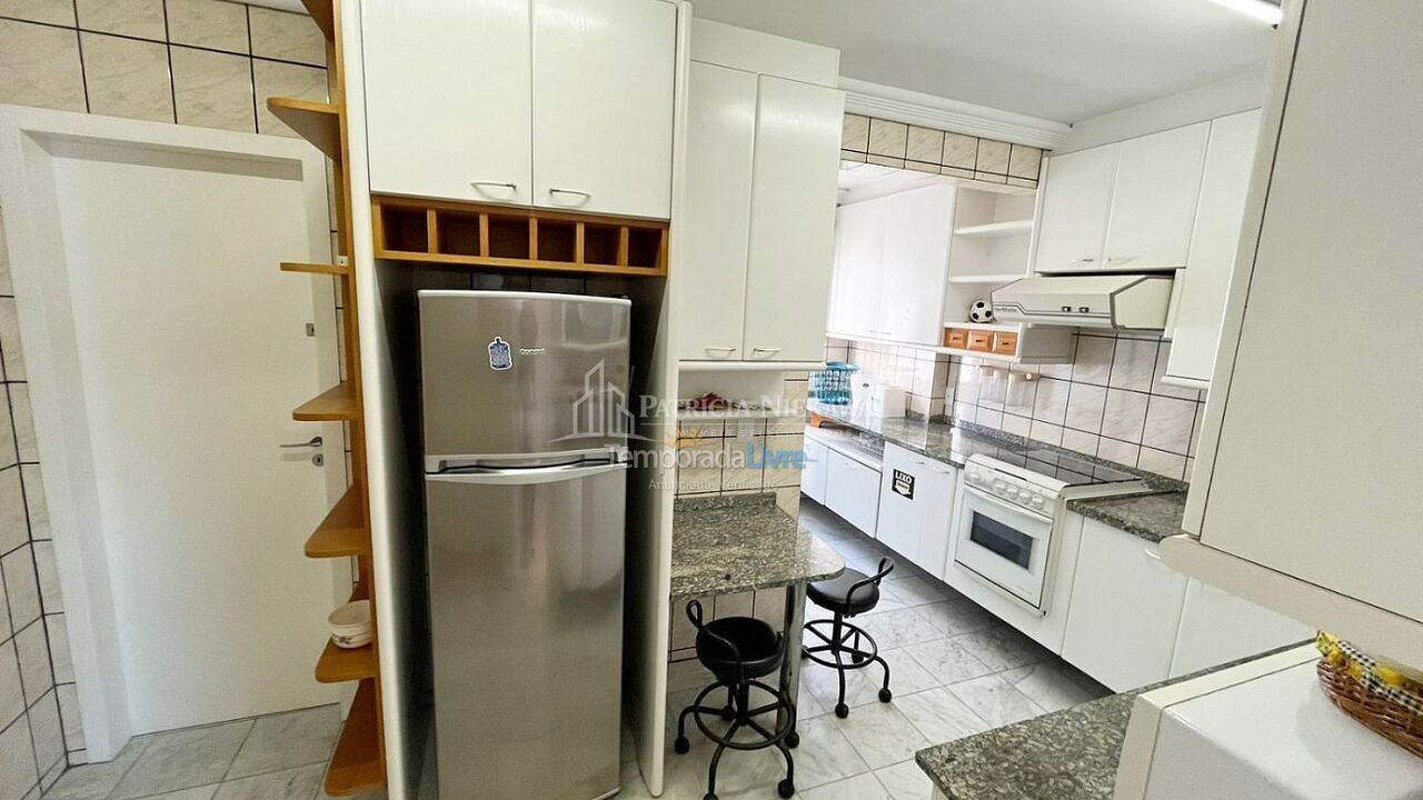 Apartamento para aluguel de temporada em Balneário Camboriú (Praia Central)