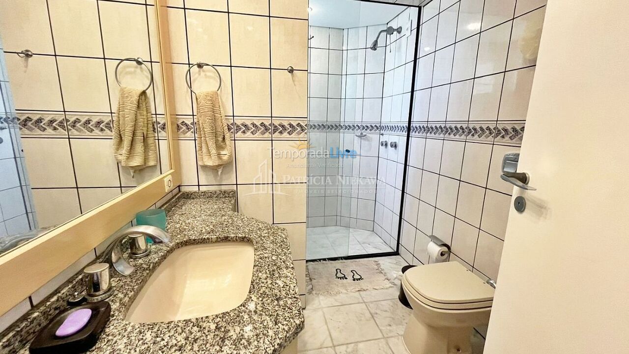 Apartamento para aluguel de temporada em Balneário Camboriú (Praia Central)