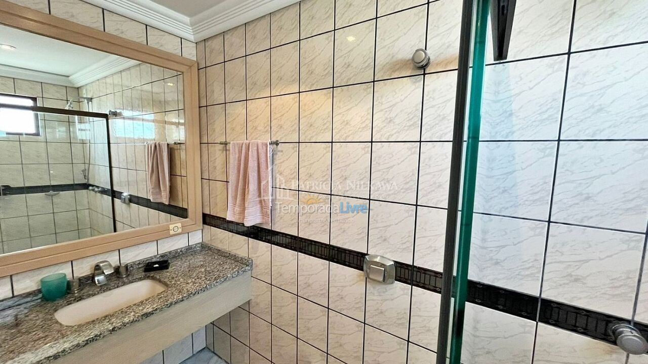 Apartamento para aluguel de temporada em Balneário Camboriú (Praia Central)