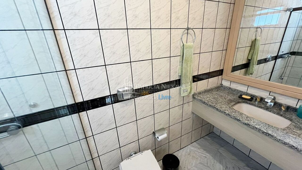 Apartamento para aluguel de temporada em Balneário Camboriú (Praia Central)