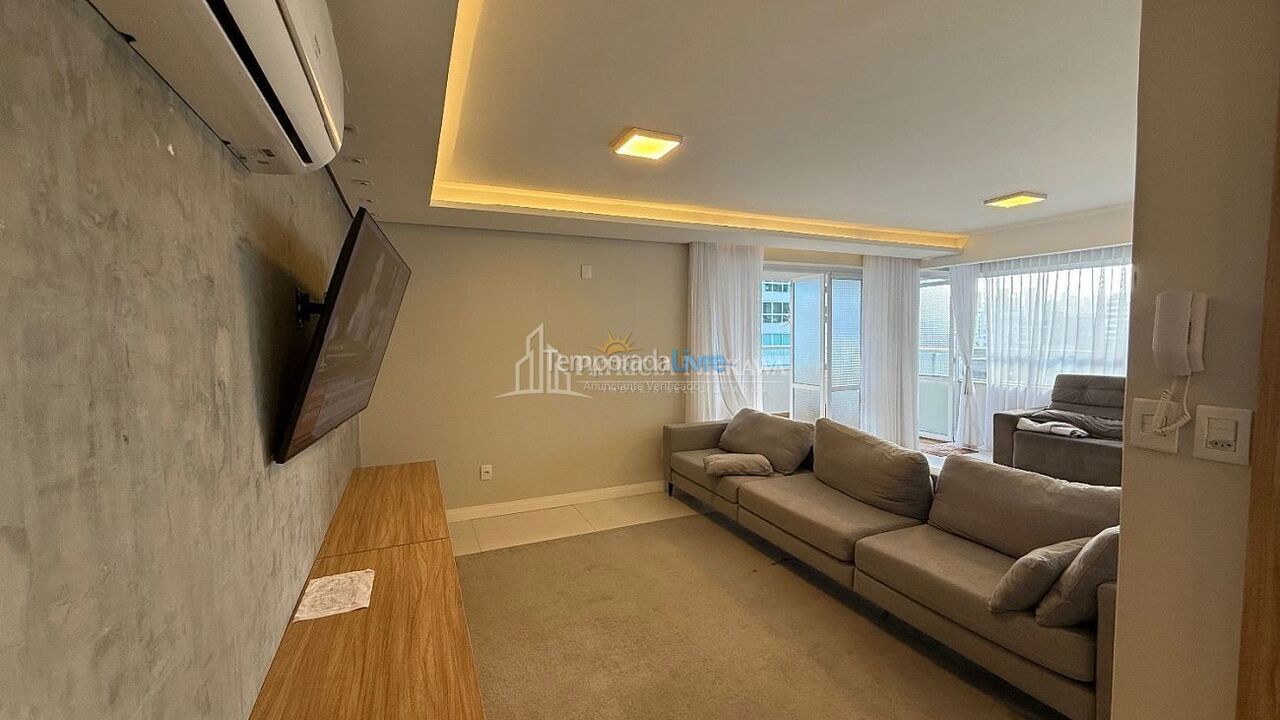 Apartamento para aluguel de temporada em Balneário Camboriú (Praia Central)