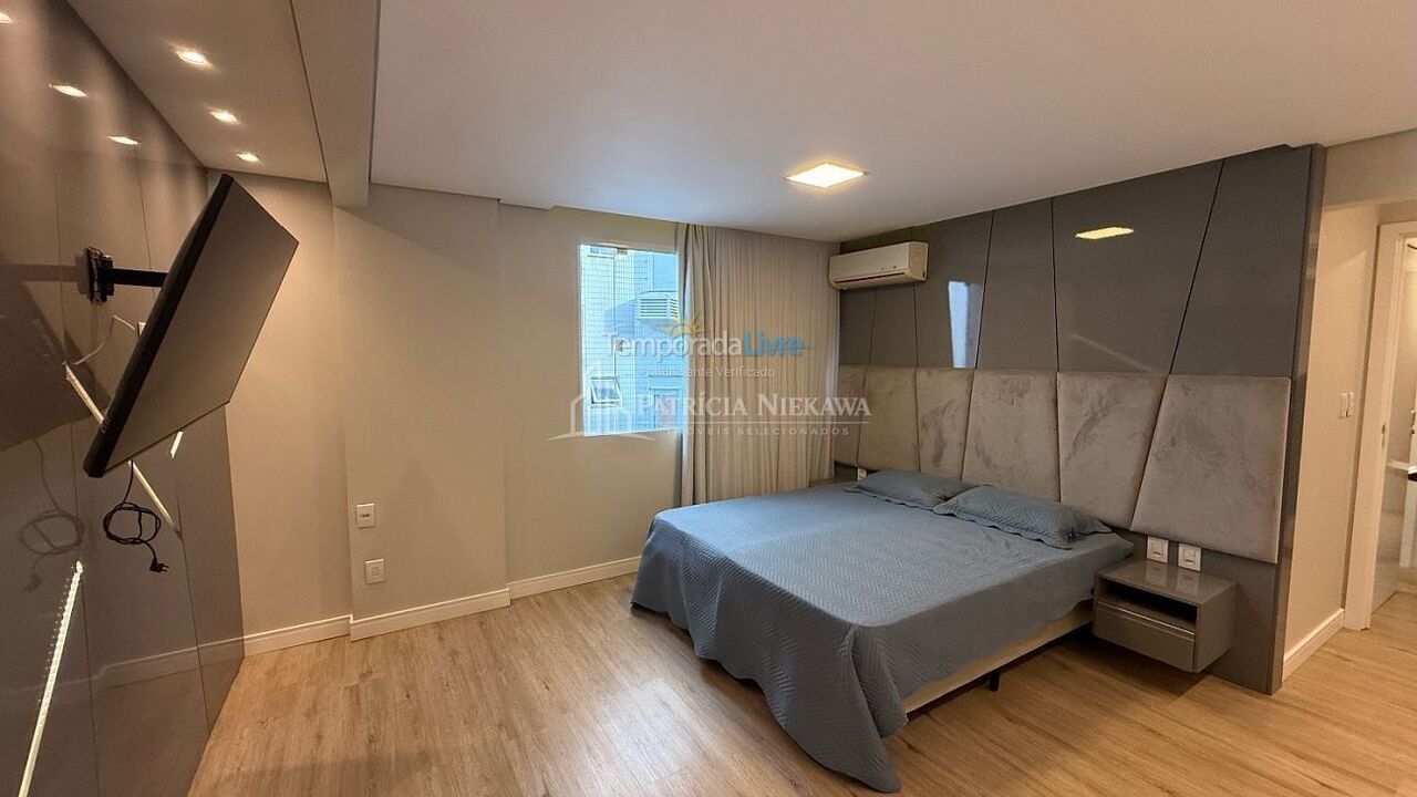 Apartamento para aluguel de temporada em Balneário Camboriú (Praia Central)