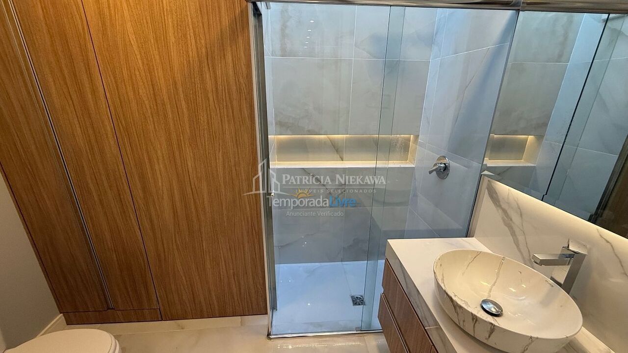 Apartamento para aluguel de temporada em Balneário Camboriú (Praia Central)