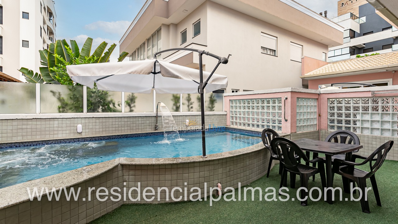 Casa para aluguel de temporada em Governador Celso Ramos (Praia de Palmas)