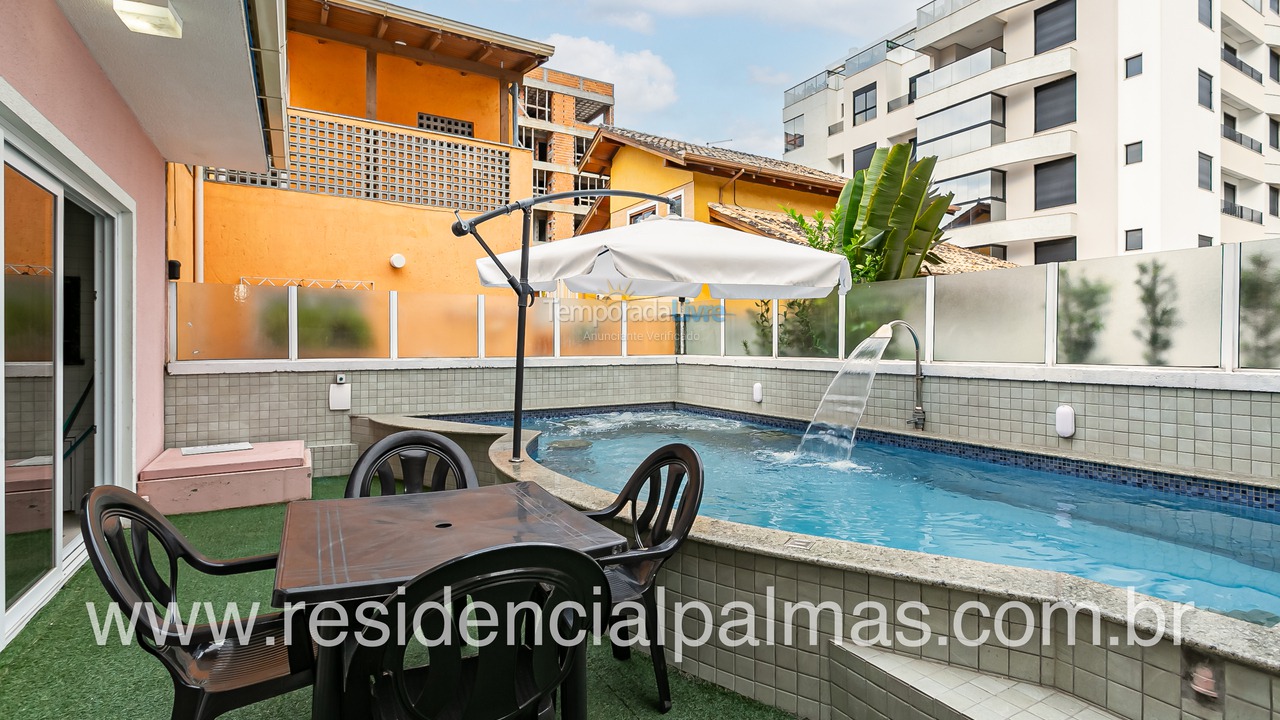 Casa para aluguel de temporada em Governador Celso Ramos (Praia de Palmas)