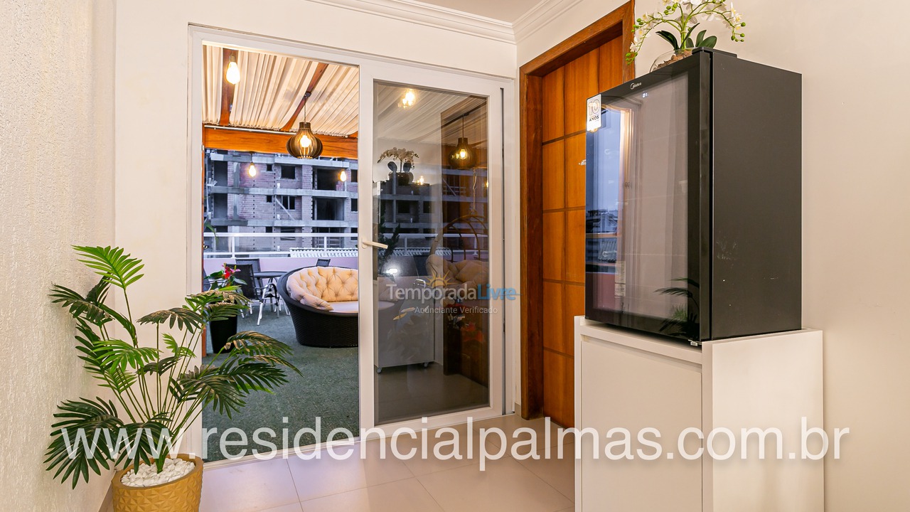 Casa para aluguel de temporada em Governador Celso Ramos (Praia de Palmas)