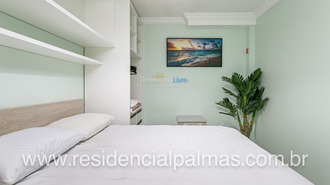 Casa para aluguel de temporada em Governador Celso Ramos (Praia de Palmas)