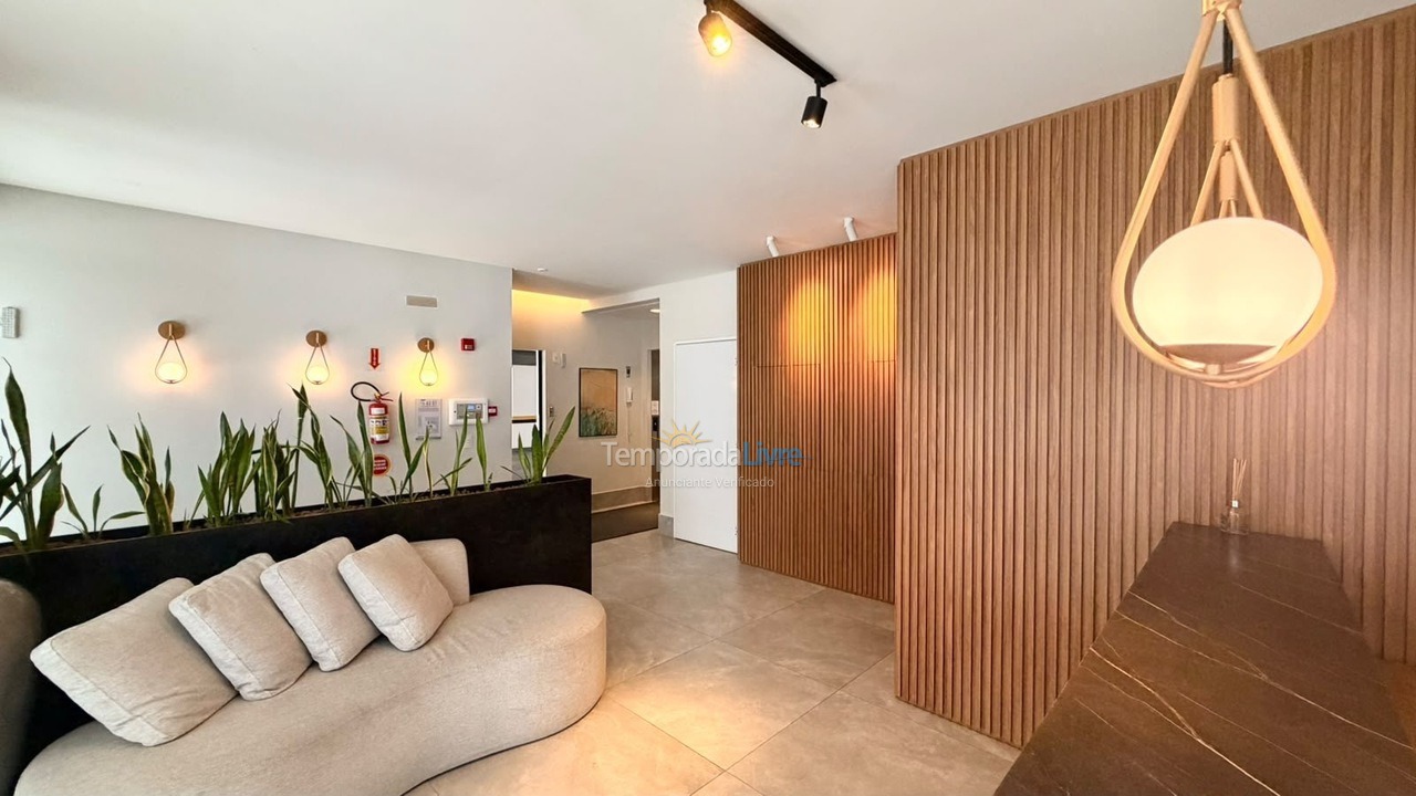 Apartamento para aluguel de temporada em Bombinhas (Praia de Bombas)