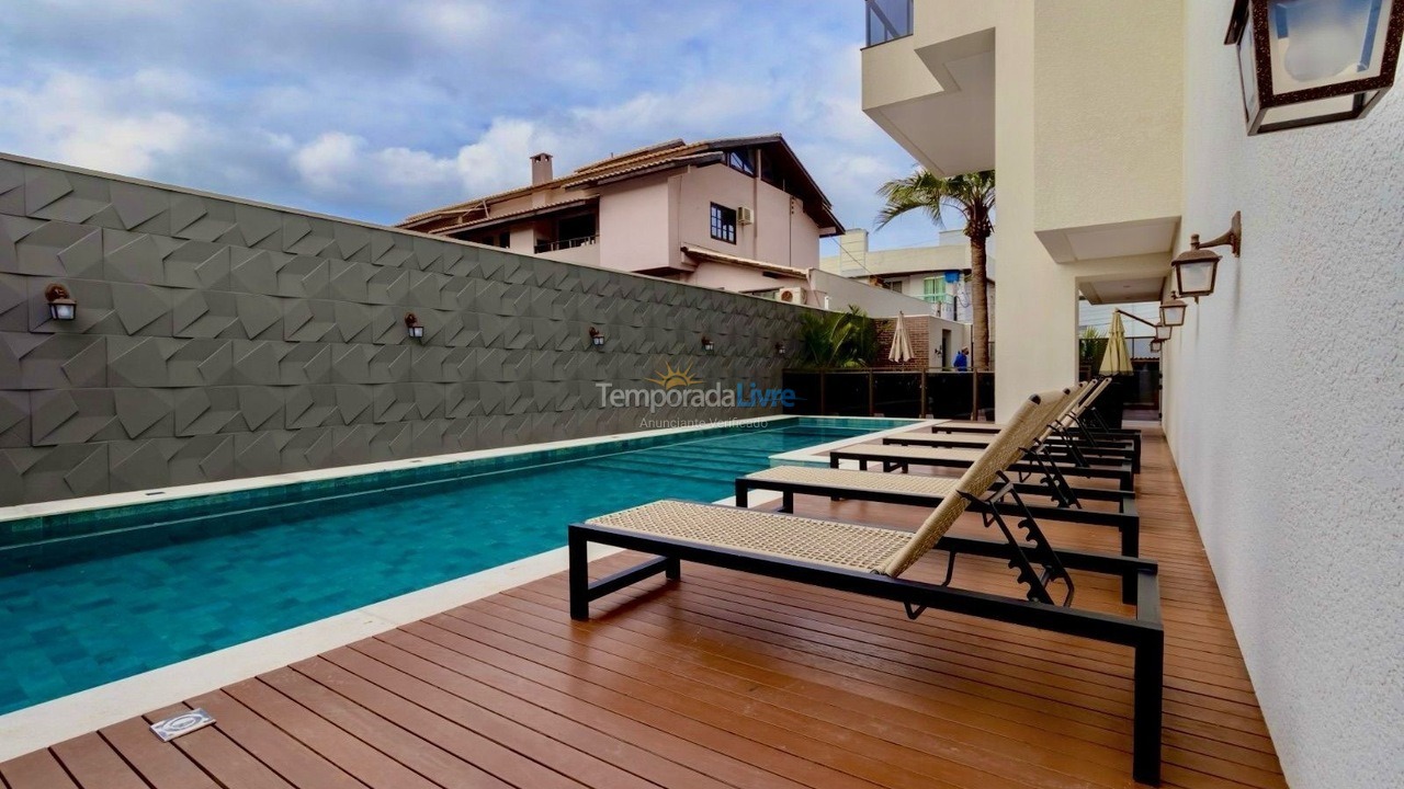 Apartamento para aluguel de temporada em Bombinhas (Praia de Bombas)