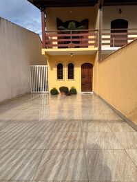 Excellent two-story house. 250 meters from the beach.