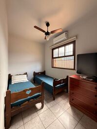 Excellent two-story house. 250 meters from the beach.