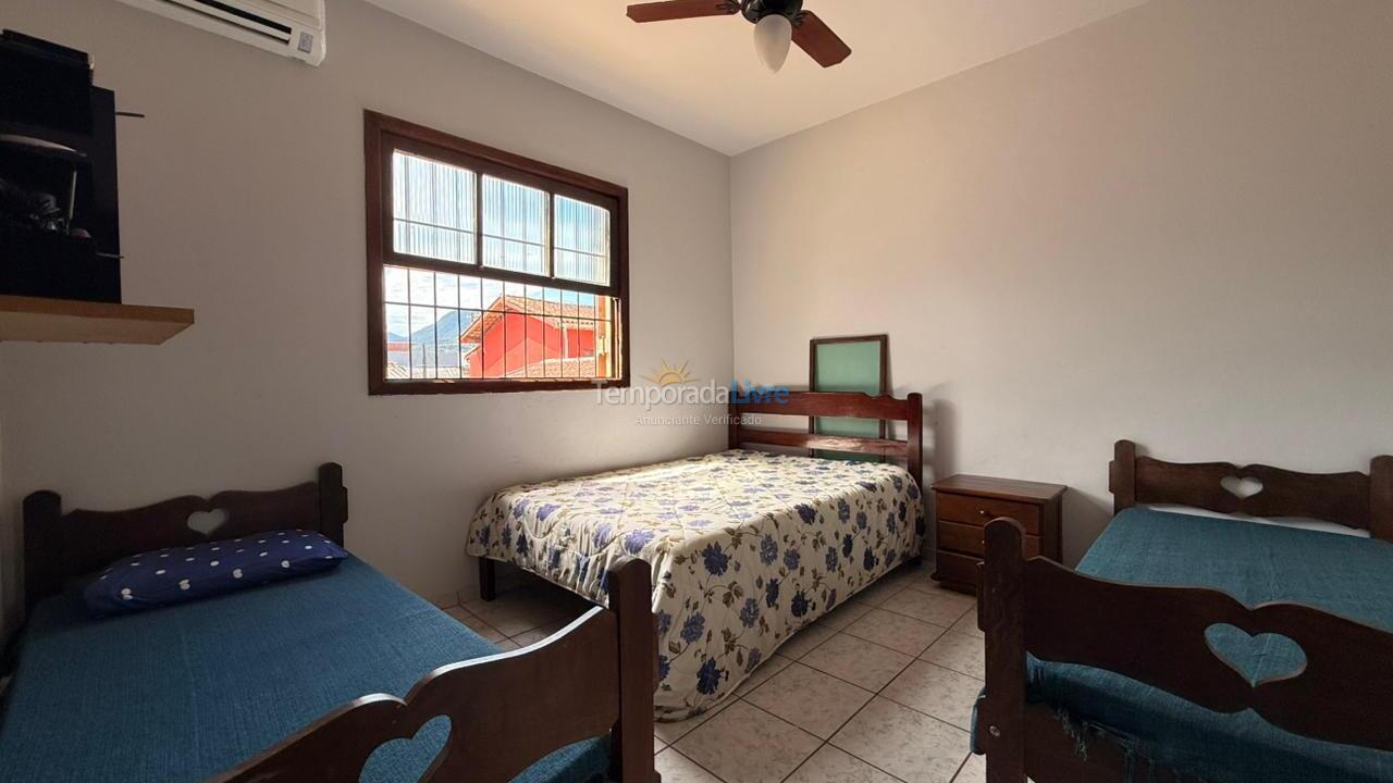 House for vacation rental in Ubatuba (Pereque Açu)