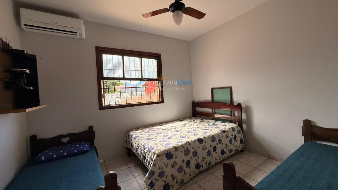 House for vacation rental in Ubatuba (Pereque Açu)