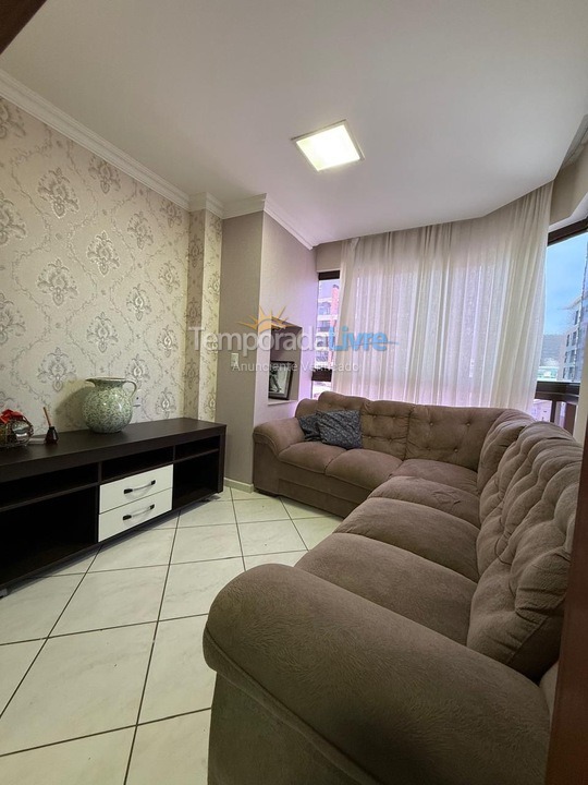 Apartamento para aluguel de temporada em Bombinhas (Praia de Bombas)